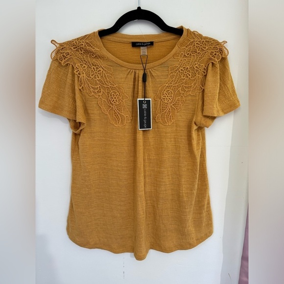 Cable & Gauge XS Mustard Blouse NWT - Picture 1 of 3